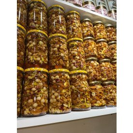 EL YAPIMI BALLI ÇEREZ İÇERİK FINDIK BADEM FISTIK CEVİZ SÜZME BAL  KİLO FİYATI 